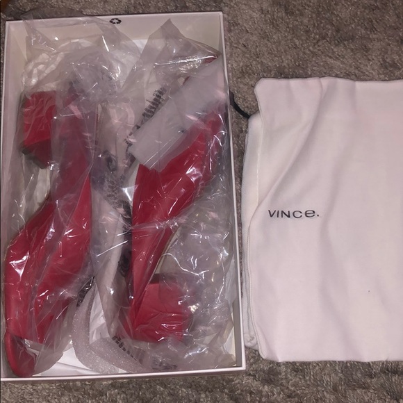 Vince Cachet Mules - Picture 8 of 8